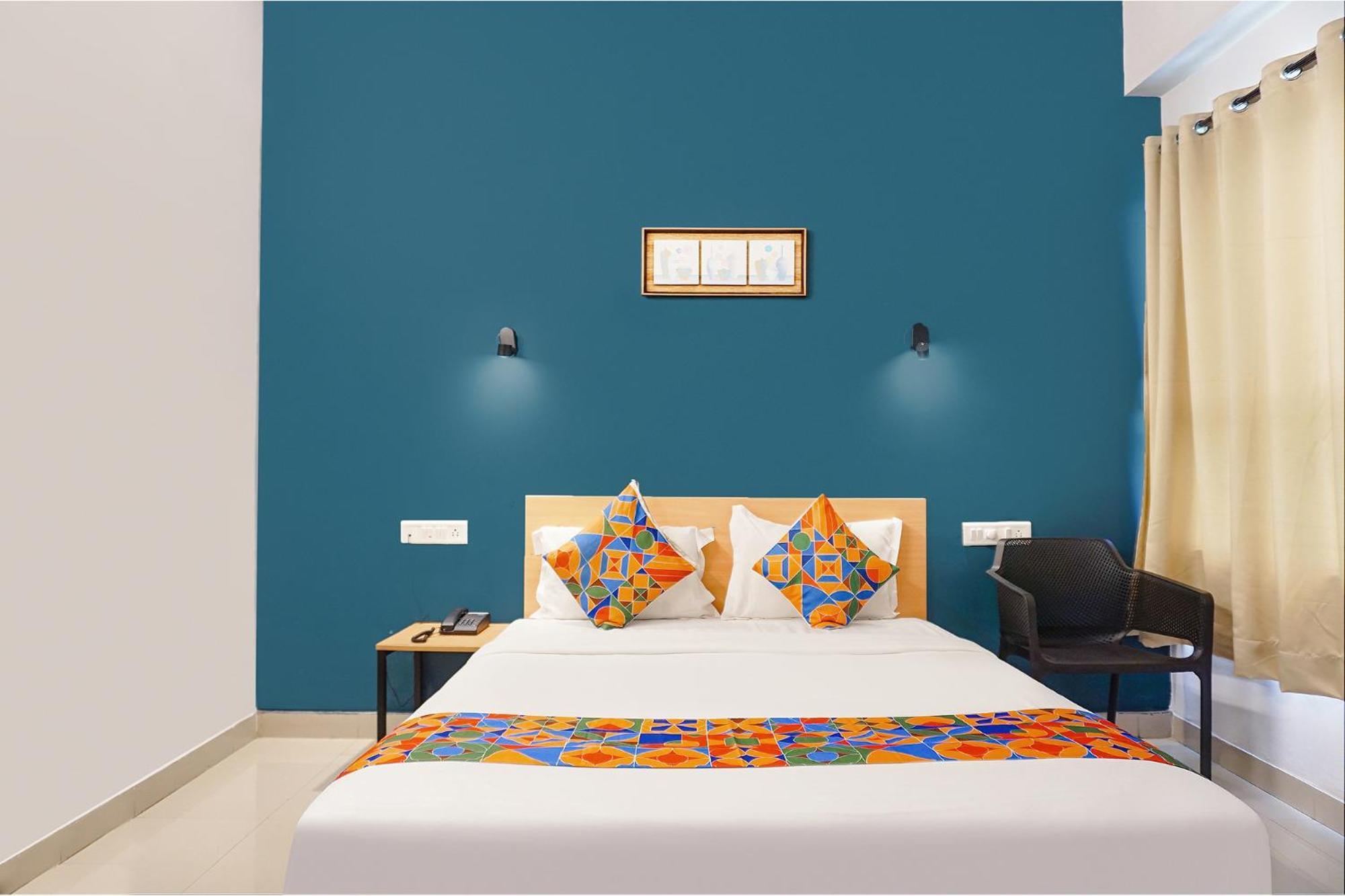 Fabhotel Aura Homes - Nr Khandoba Mandir Pimpri-Chinchwad Bagian luar foto