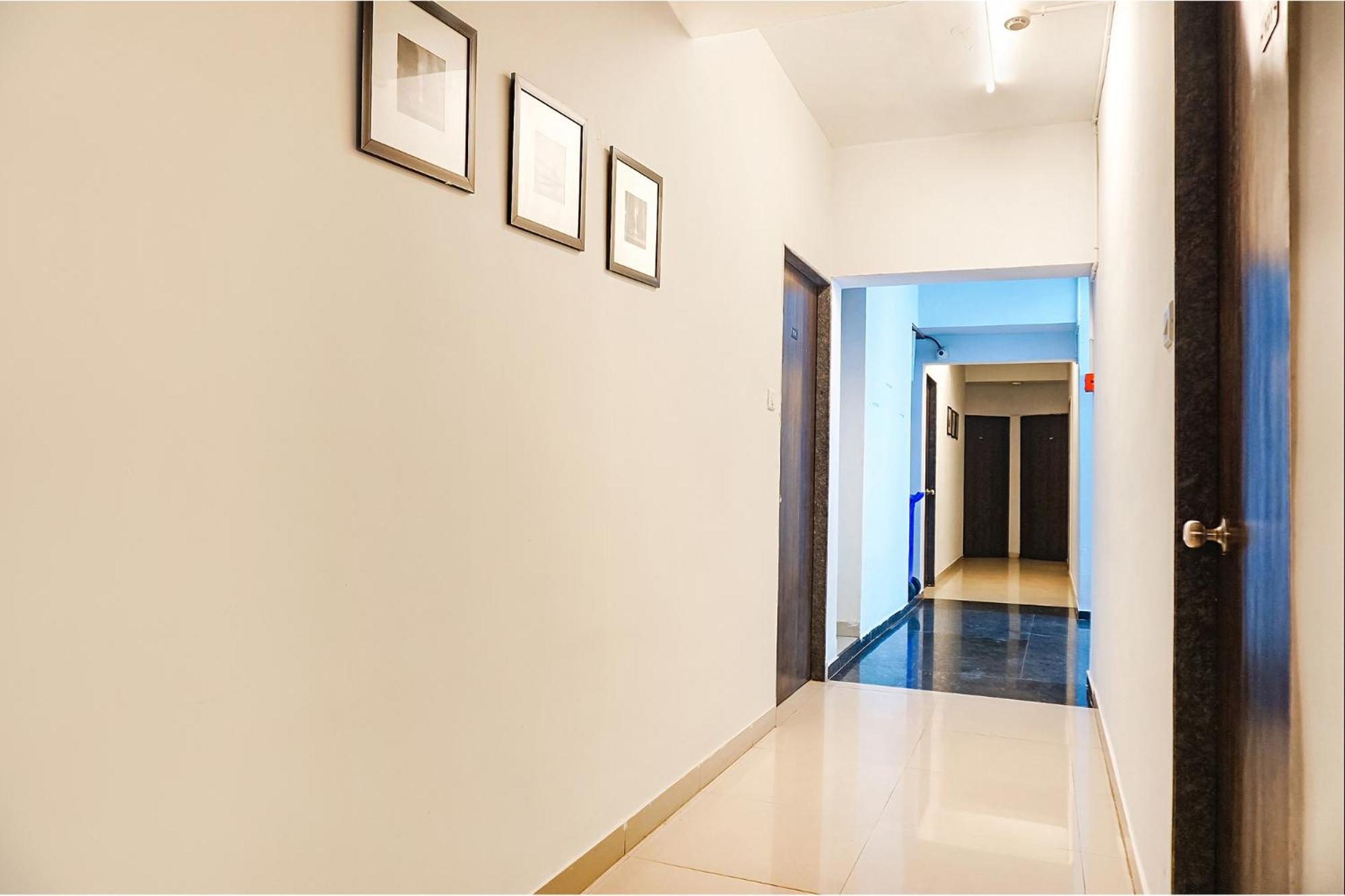 Fabhotel Aura Homes - Nr Khandoba Mandir Pimpri-Chinchwad Bagian luar foto